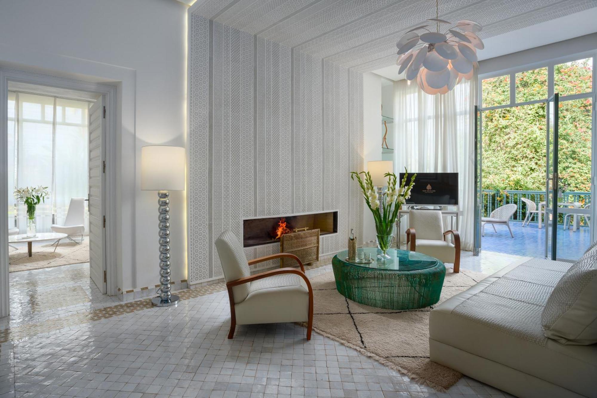 White Suite