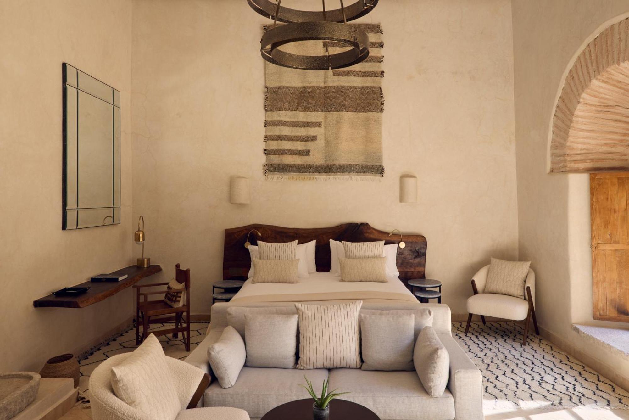 Nobu Riad